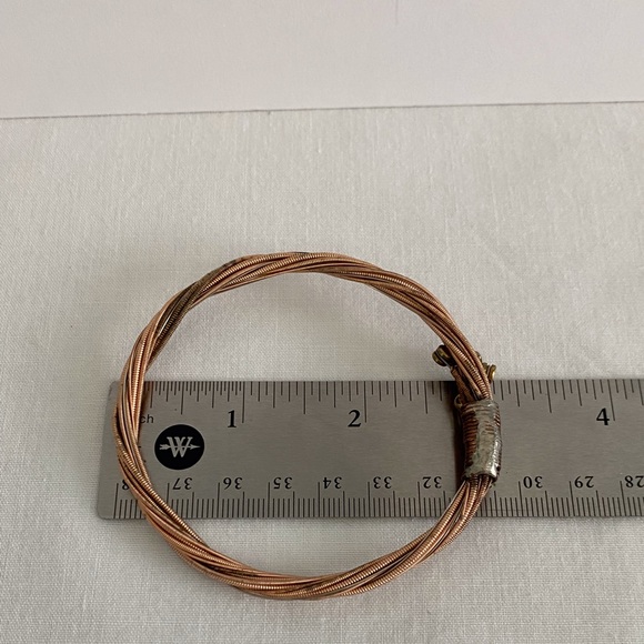 Recycled guitar strings large bangle bracelet - Picture 7 of 8
